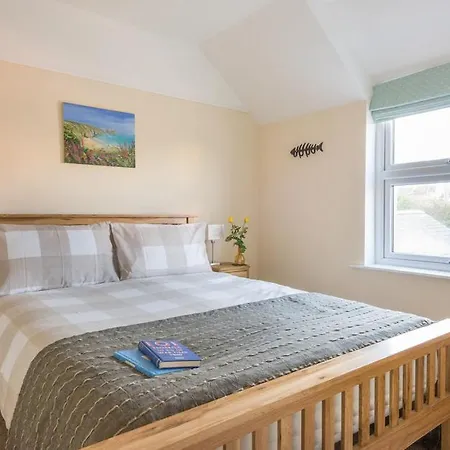 The Porthole Holiday home